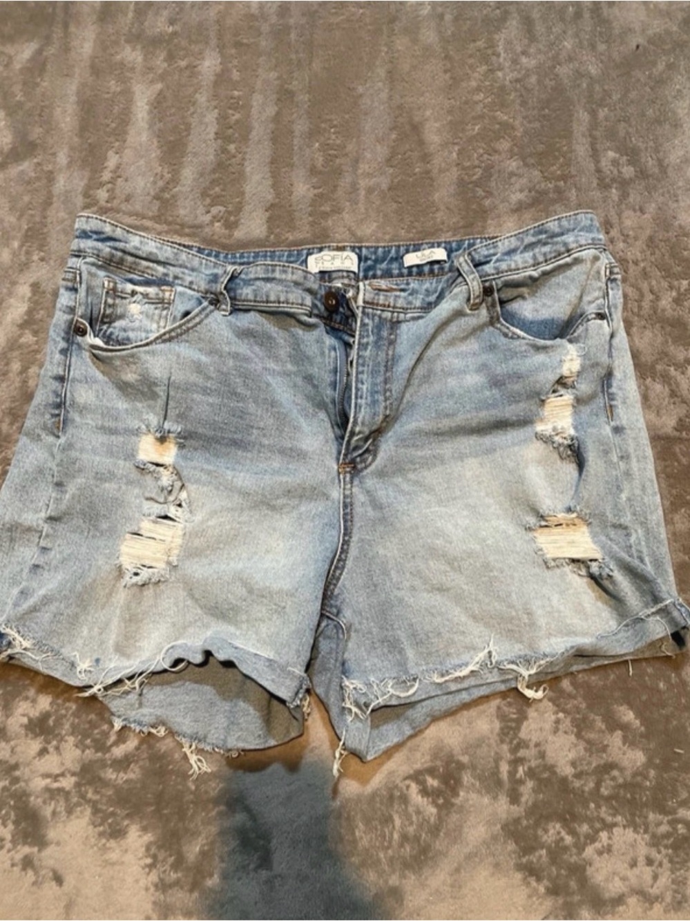 sofia by Sofia vergara light blue distressed denim shorts